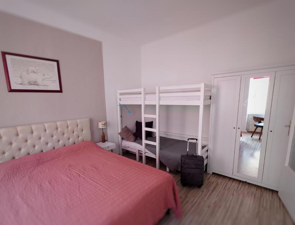 Flat In Neo Country Style Aus Gruenderzeit Bis 6 Person Lägenhet Leipzig Exteriör bild