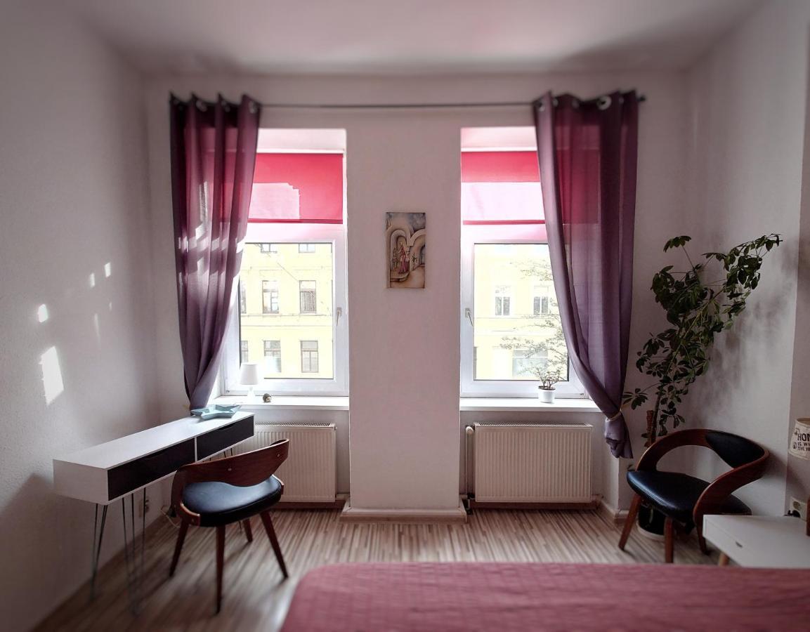 Flat In Neo Country Style Aus Gruenderzeit Bis 6 Person Lägenhet Leipzig Exteriör bild